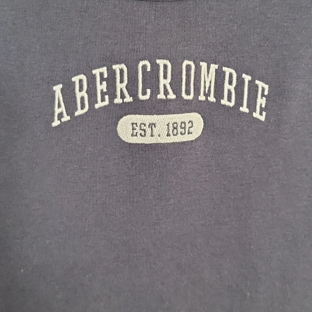 Abercrombie Kids Graphic Tee Black Short Sleeve Size 9/10 – Soft Comfy Everyday